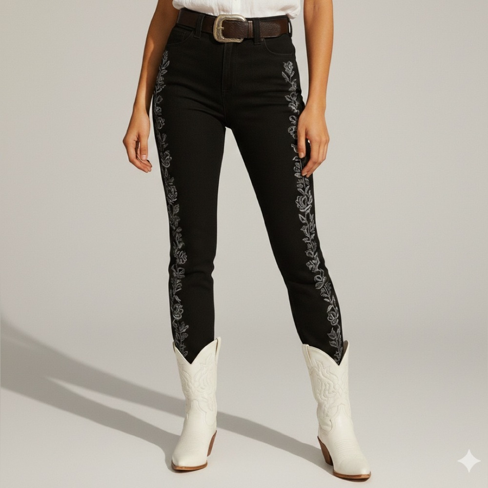 LF Carmar Skinny Jeans Embroidered Floral Western Boho Style Size 26 NWOT